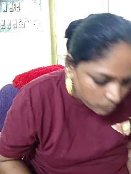Snapshot of mynatamil143 chatting on July 7, 6:47 am mynatamil143 online show from July 7, 6:47 am