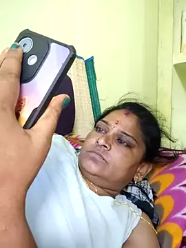 Snapshot of mynatamil143 chatting on July 28, 7:39 pm mynatamil143 online show from July 28, 7:39 pm