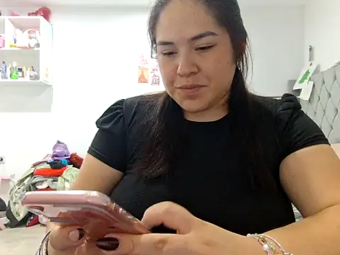 Snapshot of Maca3468 chatting on May 23, 3:56 am Maca3468 online show from May 23, 3:56 am