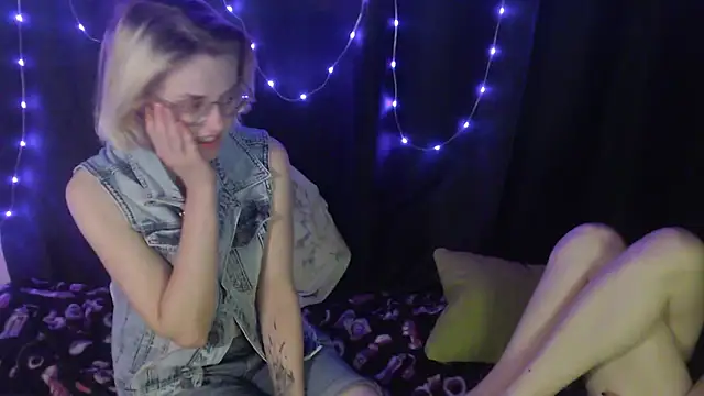   Freya    online show from May 26, 12:23 pm