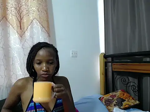 Snapshot of KittyFay chatting on May 28, 9:06 am KittyFay online show from May 28, 9:06 am