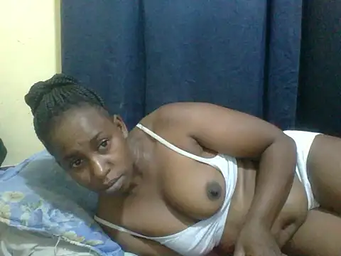 Snapshot of naughty-slender chatting on June 16, 4:15 am naughty-slender online show from June 16, 4:15 am