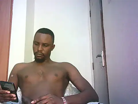 Snapshot of Uncut_EBONY chatting on June 20, 6:16 am Uncut EBONY online show from June 20, 6:16 am