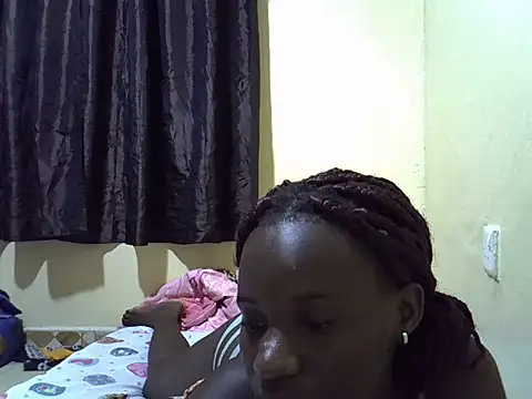 Snapshot of Gorgeous-maya chatting on June 6, 9:19 pm Gorgeous-maya online show from June 6, 9:19 pm