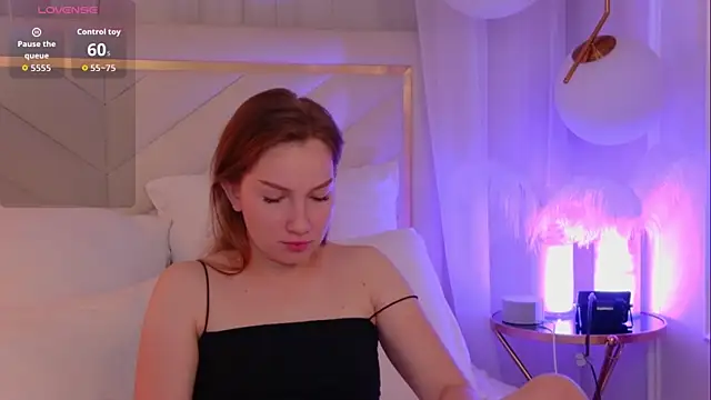 JessicaMartin online show from June 26, 6:51 am