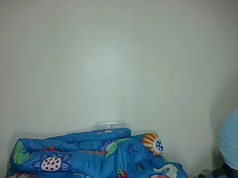 Snapshot of Meddy_Maya chatting on June 17, 8:32 pm Meddy Maya online show from June 17, 8:32 pm