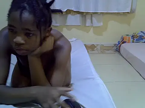 Snapshot of Pretty-Bianca chatting on May 20, 8:59 pm Pretty-Bianca online show from May 20, 8:59 pm