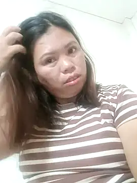 Snapshot of -Yeyi- chatting on June 5, 9:37 am -Yeyi- online show from June 5, 9:37 am