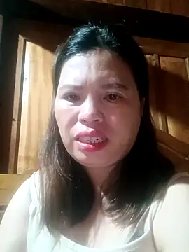 Snapshot of -Yeyi- chatting on June 9, 4:07 pm -Yeyi- online show from June 9, 4:07 pm