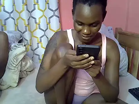 Snapshot of Pretty_boo01 chatting on June 13, 6:39 pm Pretty boo01 online show from June 13, 6:39 pm
