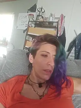 Snapshot of PixieLix chatting on June 24, 4:06 pm PixieLix online show from June 24, 4:06 pm