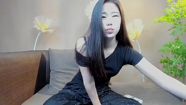 Snapshot of yu598188 chatting on June 6, 3:00 am yu598188 online show from June 6, 3:00 am