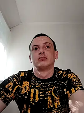 Snapshot of AlexxWey chatting on May 25, 7:03 am AlexxWey online show from May 25, 7:03 am