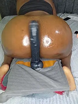 pretty sexxyass online show from July 21, 4:37 am