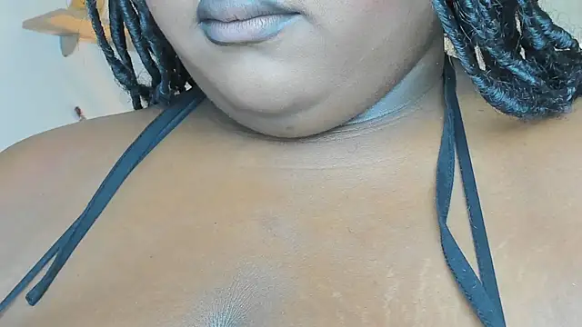 Snapshot of Ayanaa_Ebony_ chatting on June 2, 11:23 am Ayanaa Ebony online show from June 2, 11:23 am