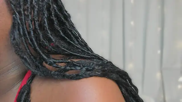 Snapshot of Ayanaa_Ebony_ chatting on June 15, 11:23 am Ayanaa Ebony online show from June 15, 11:23 am