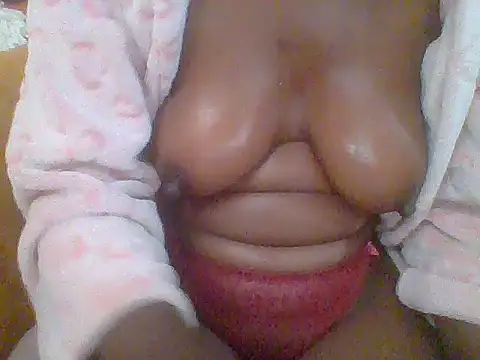 CreampyQueen1 online show from June 23, 9:46 pm