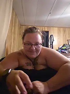 subbybabygirl696985 online show from June 14, 1:02 pm