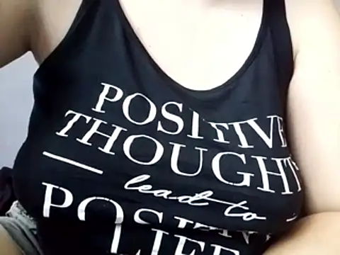 Snapshot of Rossyta_r chatting on May 26, 11:17 am Rossyta r online show from May 26, 11:17 am