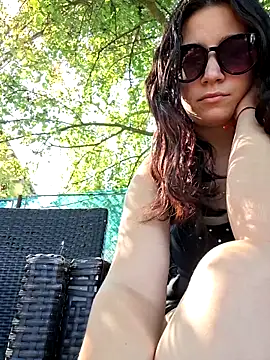 Snapshot of Rossyta_r chatting on June 9, 6:25 am Rossyta r online show from June 9, 6:25 am