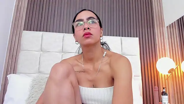 Snapshot of Camila_Vega22 chatting on May 26, 11:39 am Camila Vega22 online show from May 26, 11:39 am