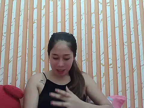 Snapshot of urcherryasian chatting on May 31, 6:20 pm urcherryasian online show from May 31, 6:20 pm