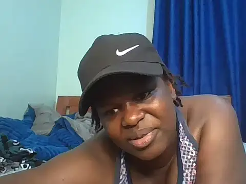 Snapshot of curvy--pussy23 chatting on May 31, 4:14 pm curvy--pussy23 online show from May 31, 4:14 pm