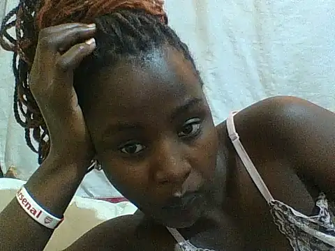 Snapshot of Sexxy-skinny chatting on June 29, 11:10 am Sexxy-skinny online show from June 29, 11:10 am