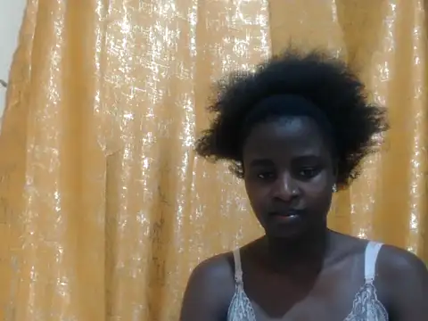 Snapshot of Sexxy-skinny chatting on July 28, 8:45 pm Sexxy-skinny online show from July 28, 8:45 pm