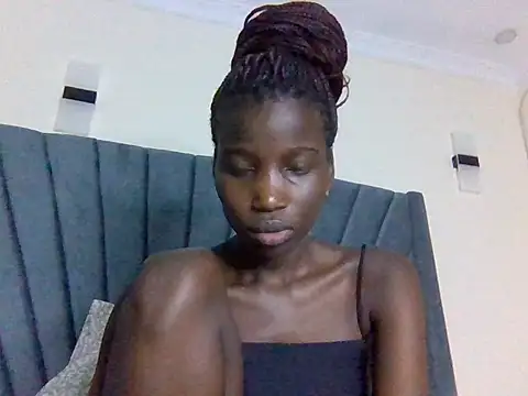 Snapshot of slimy_gal12 chatting on June 10, 6:01 am slimy gal12 online show from June 10, 6:01 am