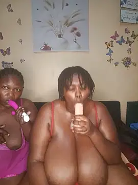 squirtmama online show from June 9, 6:08 pm