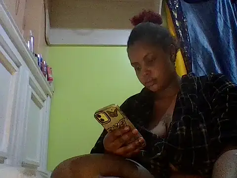 Snapshot of sexychubby22 chatting on May 20, 2:07 am sexychubby22 online show from May 20, 2:07 am
