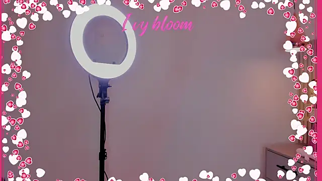 Ivybloom  online show from June 5, 12:44 pm