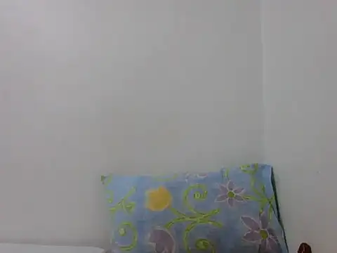 Snapshot of sweet_naughty chatting on June 24, 8:19 pm sweet naughty online show from June 24, 8:19 pm