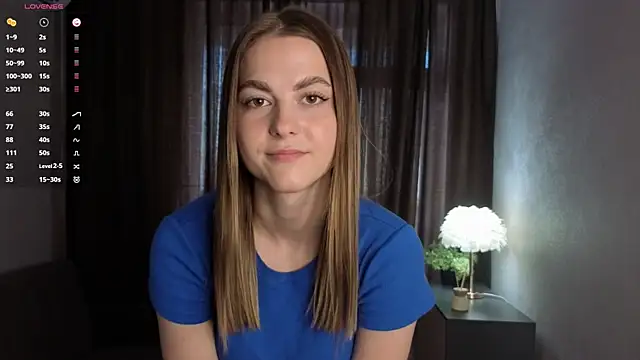 Snapshot of CarolannMirjah chatting on June 9, 9:21 am CarolannMirjah online show from June 9, 9:21 am