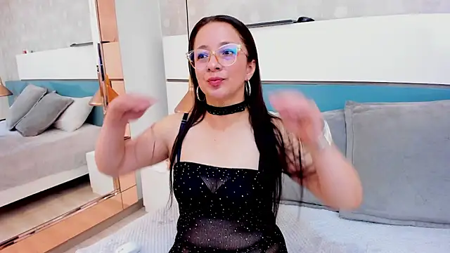 Snapshot of VictoriaRousse__ chatting on May 21, 12:34 pm VictoriaRousse online show from May 21, 12:34 pm