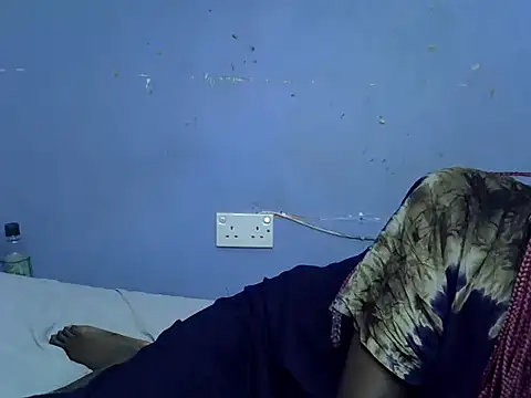 SleekCandy petites online show from July 20, 4:27 am