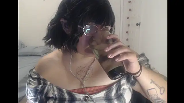 MaevenNectar online show from June 16, 12:02 am