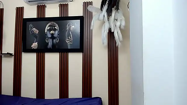 skinnykattylush19 online show from June 12, 5:17 am