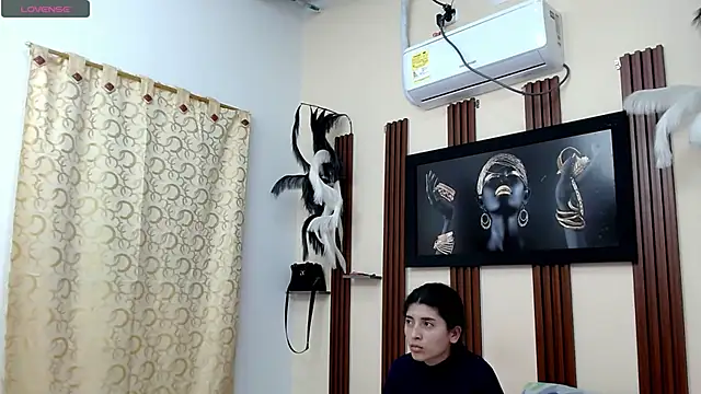 skinnykattylush19 online show from June 20, 6:16 am