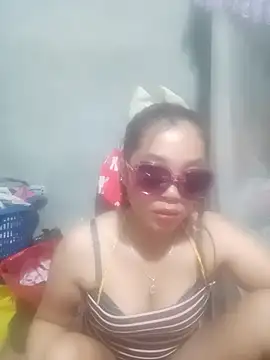 HoaHongXanh22 online show from July 30, 7:35 pm