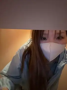 Snapshot of coconayui chatting on June 5, 11:05 am coconayui online show from June 5, 11:05 am