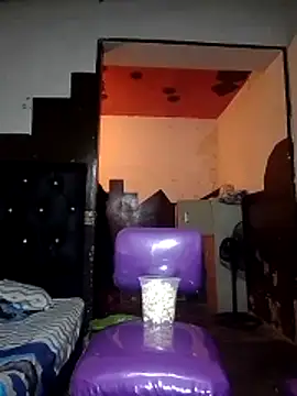 Snapshot of Roxana_soltera chatting on May 24, 10:04 pm Roxana soltera online show from May 24, 10:04 pm