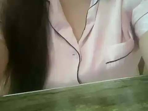 Snapshot of Mysterious_Seraphina chatting on June 3, 1:41 am Mysterious Seraphina online show from June 3, 1:41 am