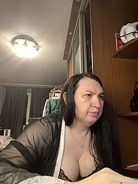 Snapshot of EvaBeautyXxX chatting on May 26, 10:17 pm EvaBeautyXxX online show from May 26, 10:17 pm