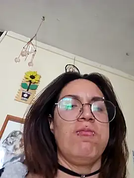 Karengenesisx online show from June 11, 4:16 pm