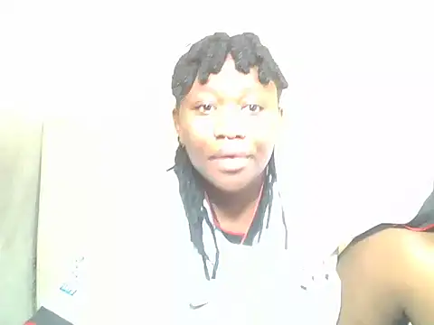 Snapshot of LunaCharm2 chatting on June 9, 4:57 am LunaCharm2 online show from June 9, 4:57 am