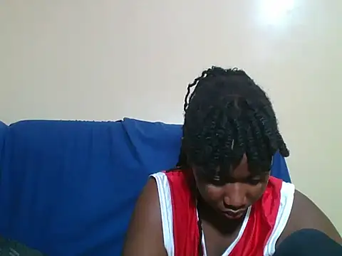 Snapshot of LunaCharm2 chatting on June 13, 5:55 pm LunaCharm2 online show from June 13, 5:55 pm
