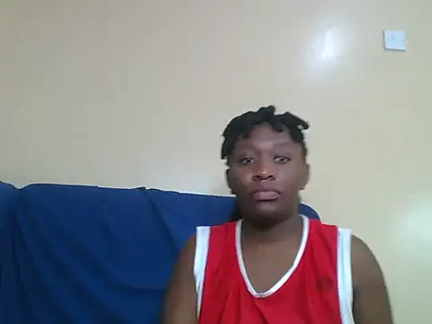 Snapshot of LunaCharm2 chatting on June 15, 5:20 am LunaCharm2 online show from June 15, 5:20 am