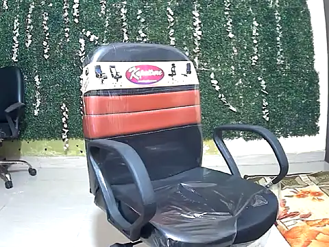 shallykaur online show from July 16, 3:23 am